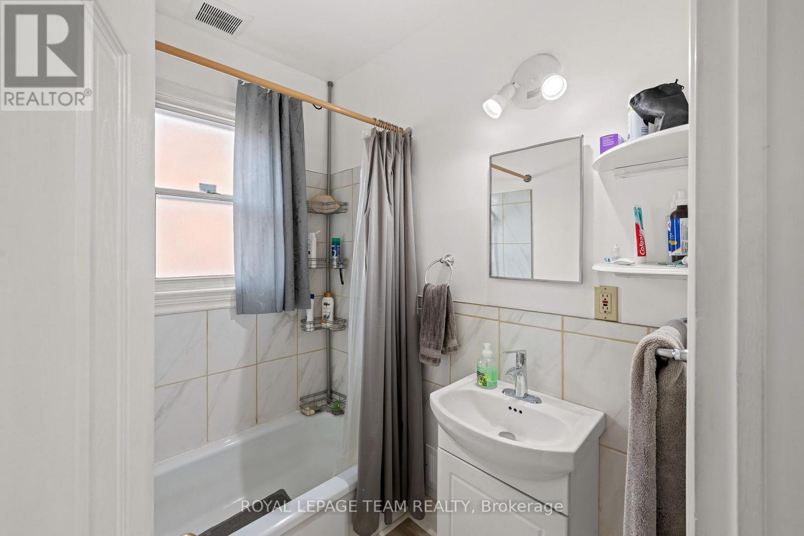1123 Secord Avenue Property Photo 12