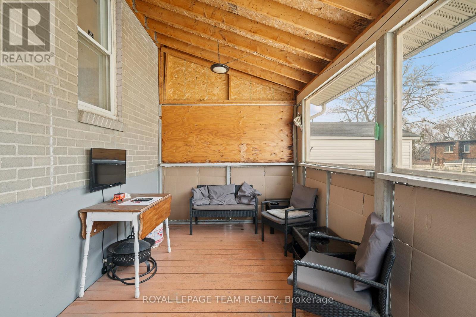 1123 Secord Avenue Property Photo 35