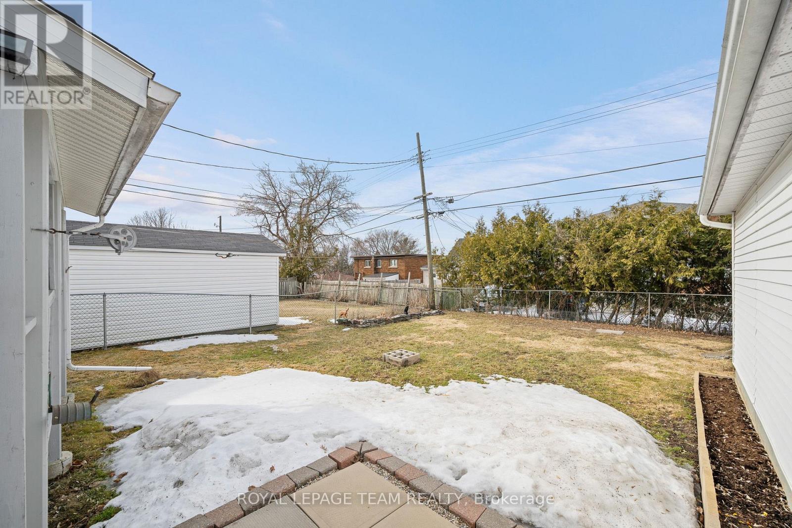1123 Secord Avenue Property Photo 36