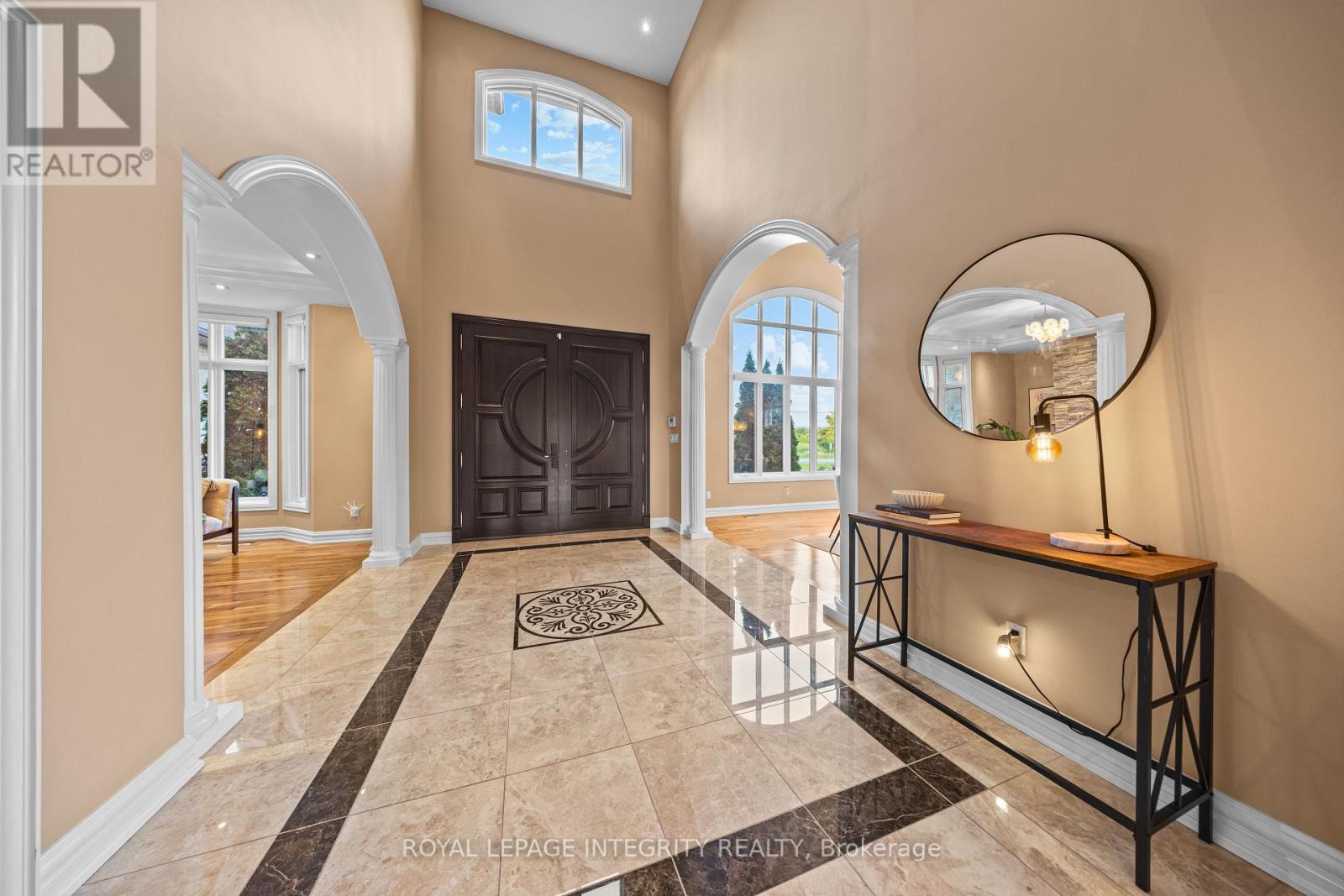 1180 River Road Property Photo 4