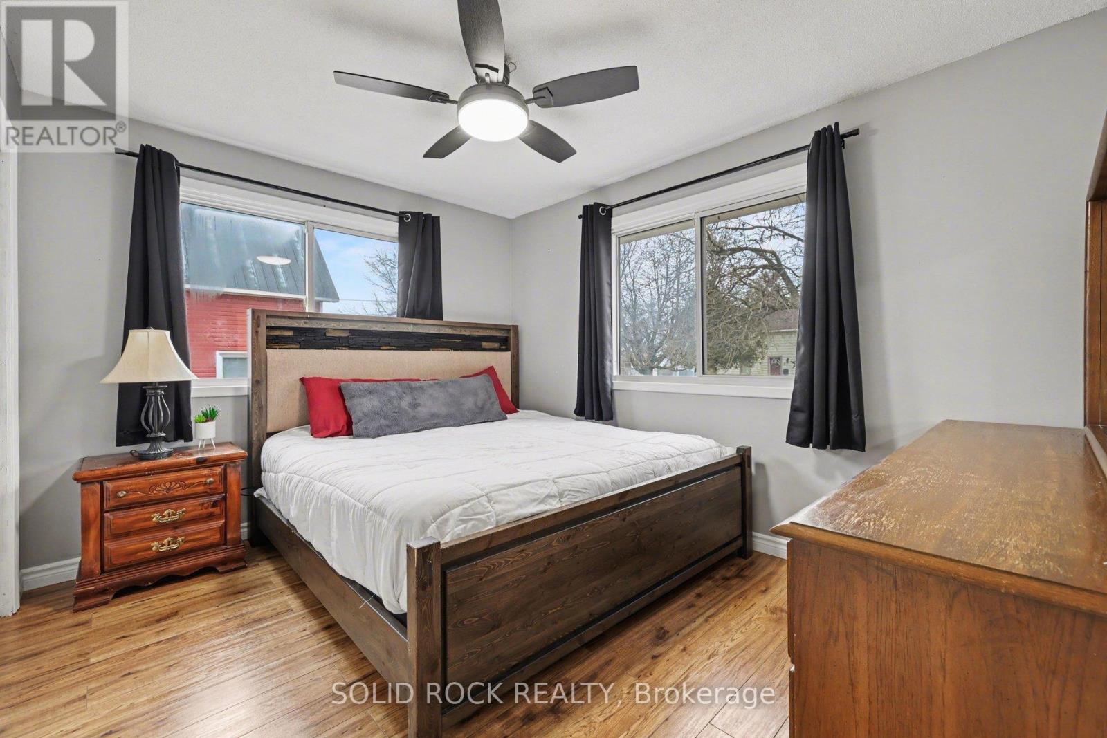 7 Leeds Street Property Photo 13