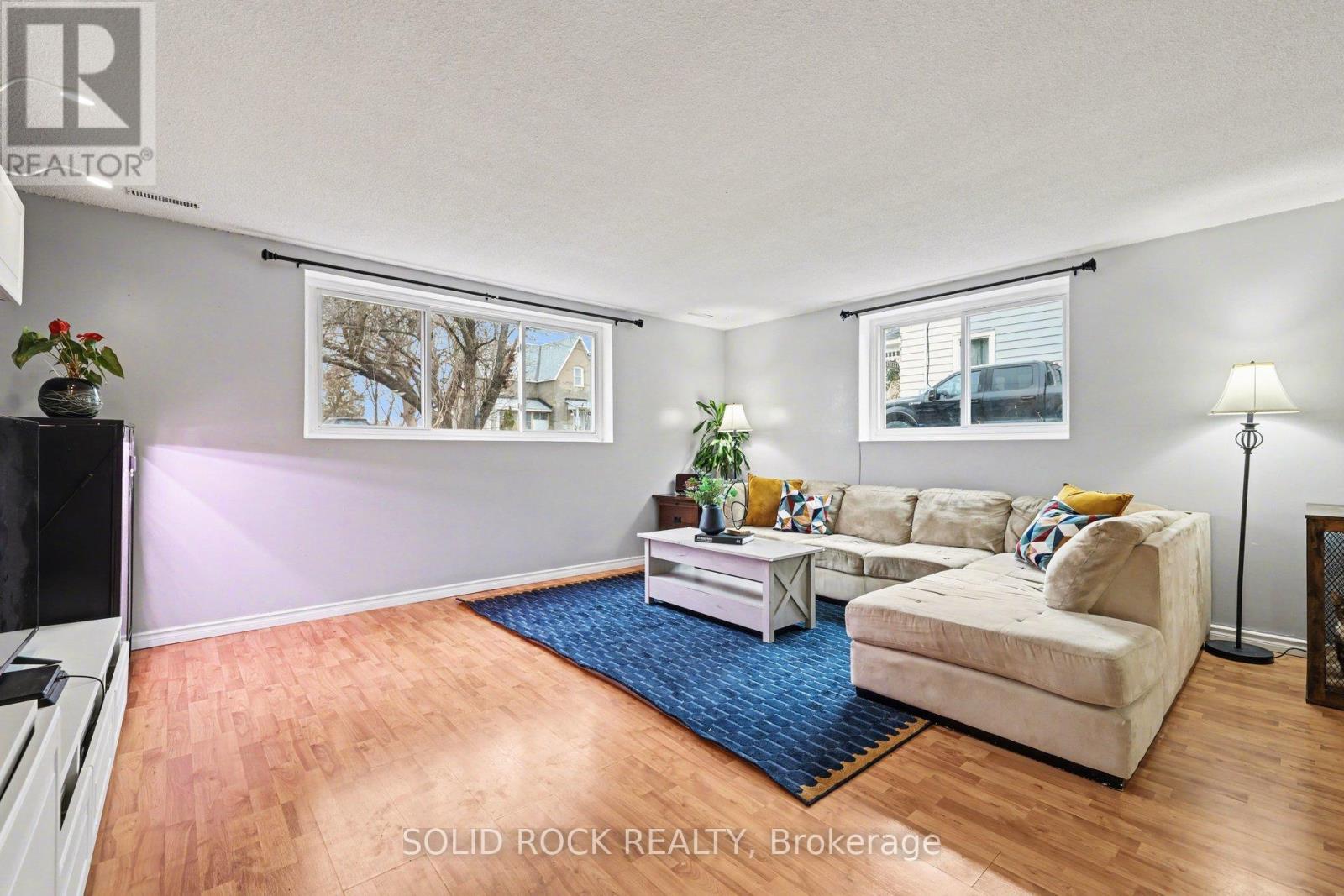 7 Leeds Street Property Photo 19