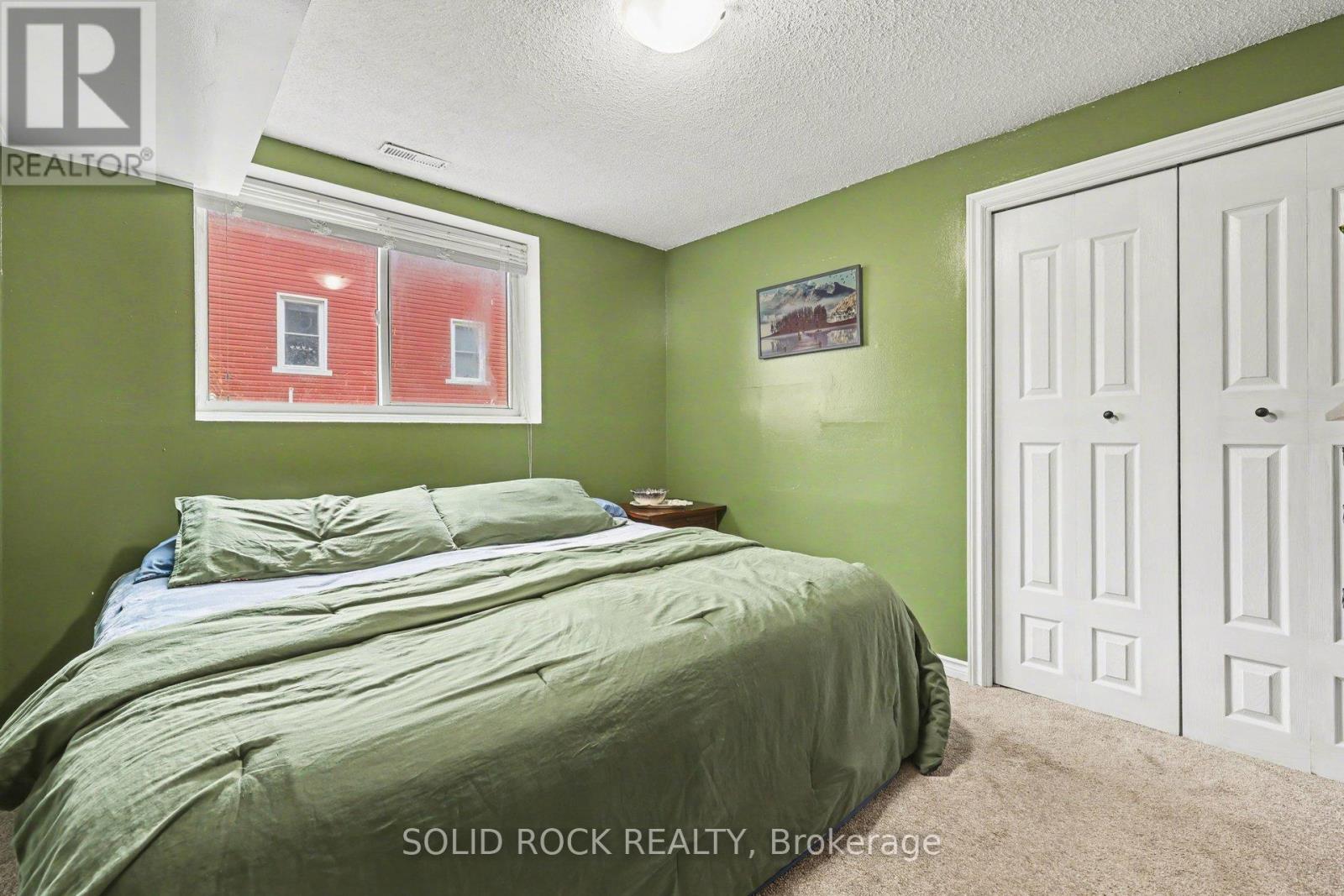 7 Leeds Street Property Photo 27