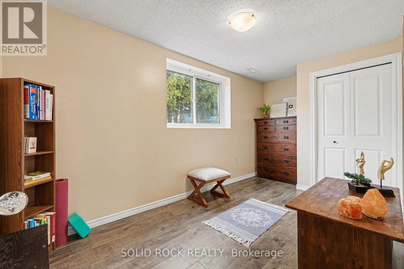 7 Leeds Street Property Photo 28