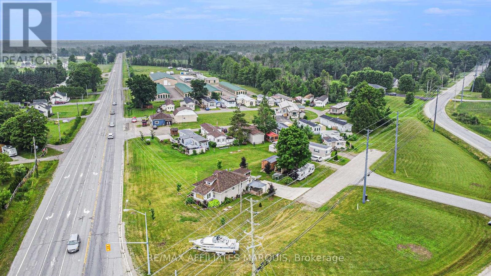 402 29 Highway Property Photo 6