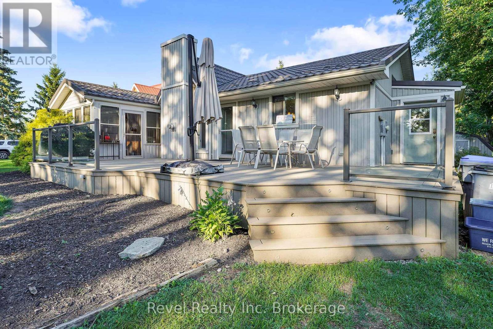 71842 Sunview Avenue Property Photo 7