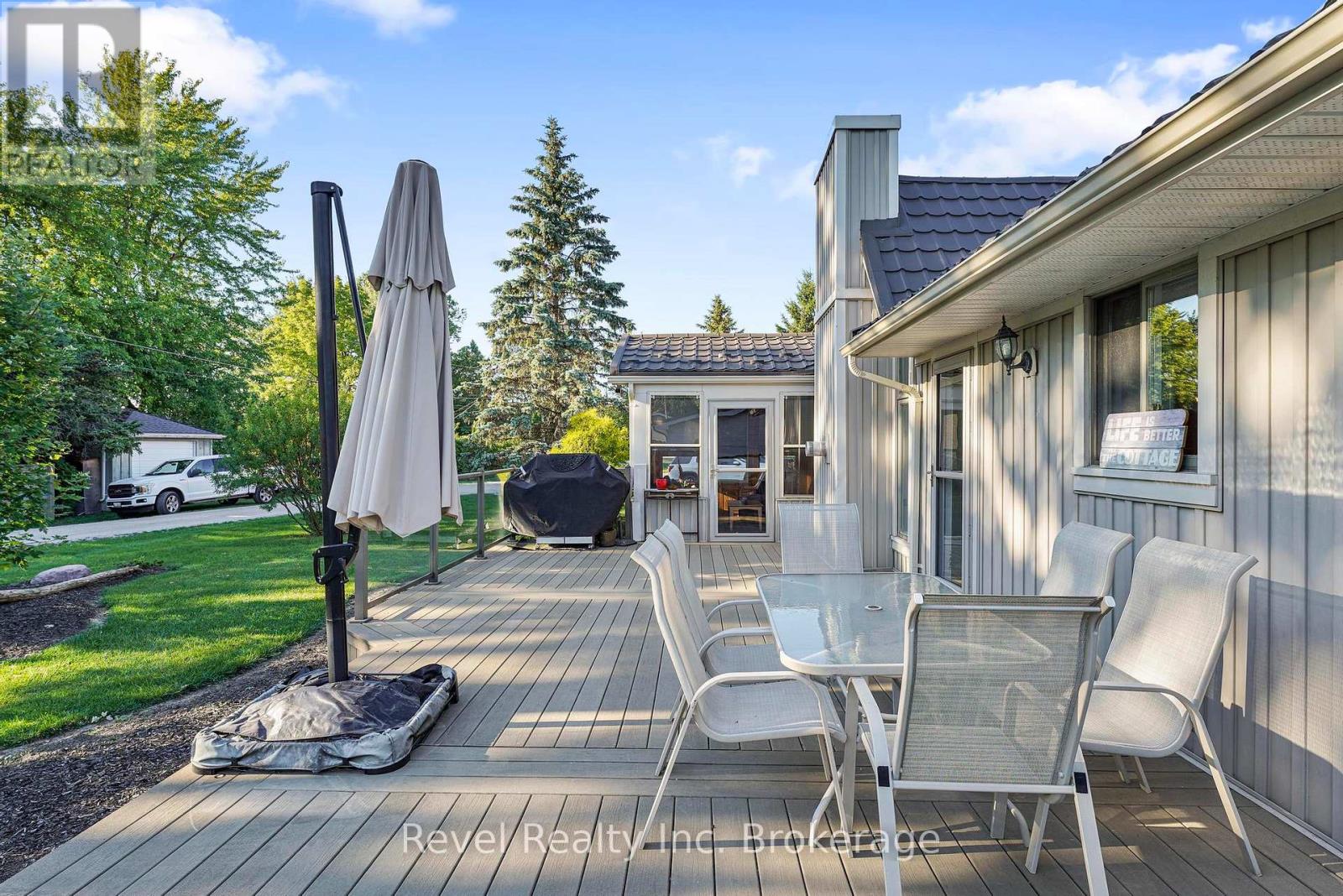 71842 Sunview Avenue Property Photo 8