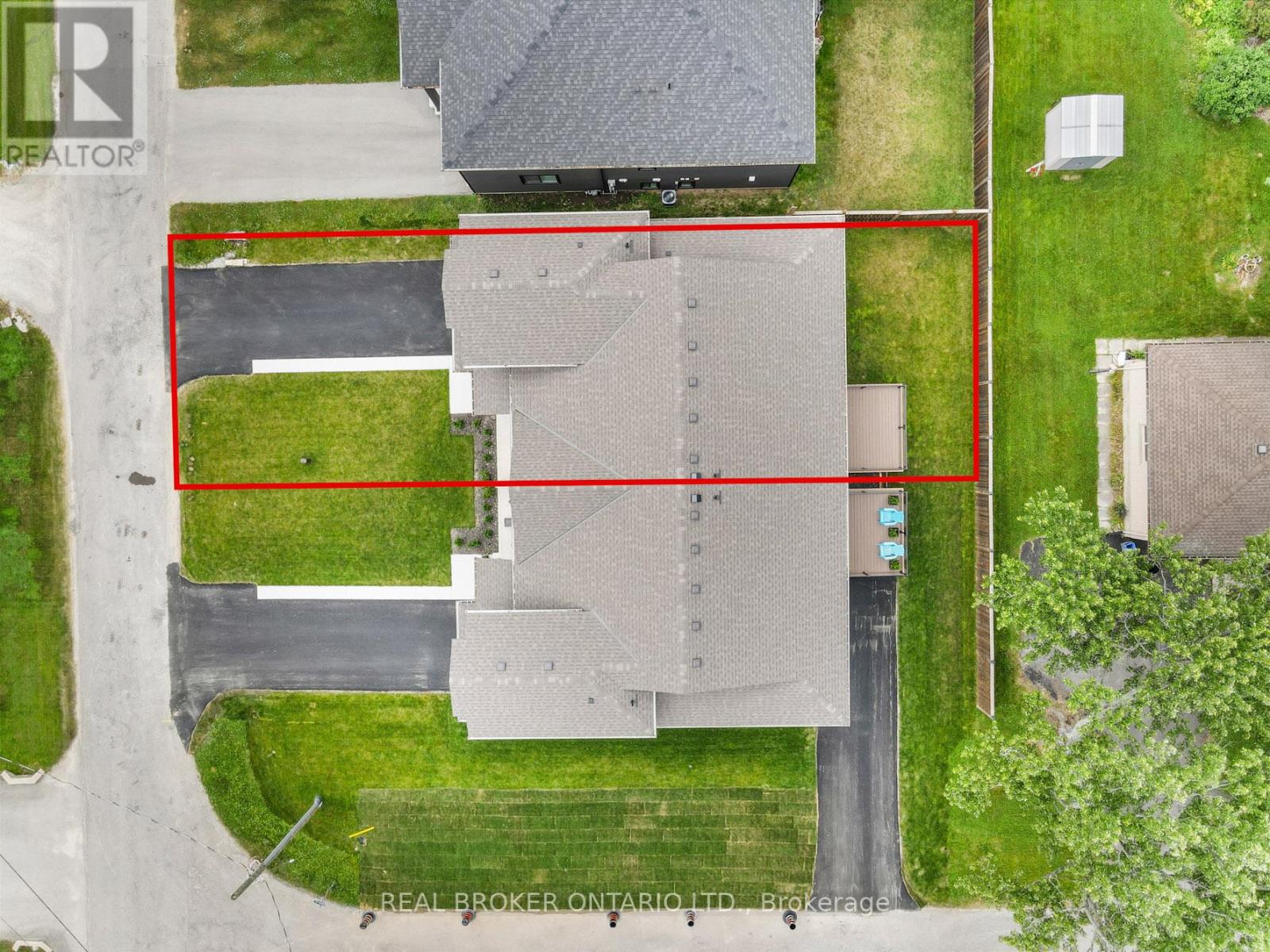 44 Topham Boulevard Property Photo 36