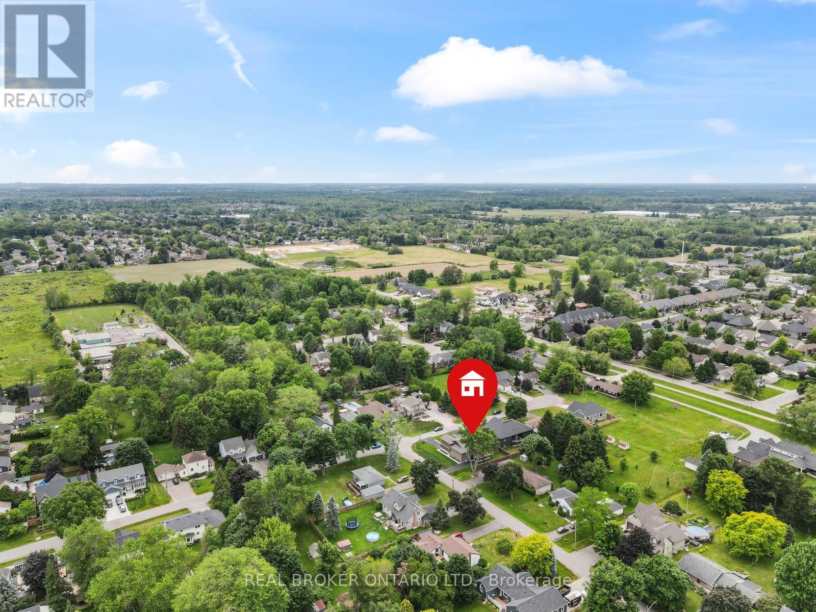 44 Topham Boulevard Property Photo 43