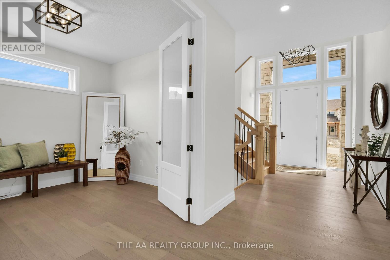 187 Foxborough Place Property Photo 6