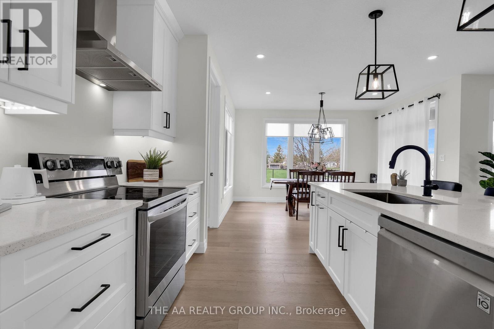 187 Foxborough Place Property Photo 17