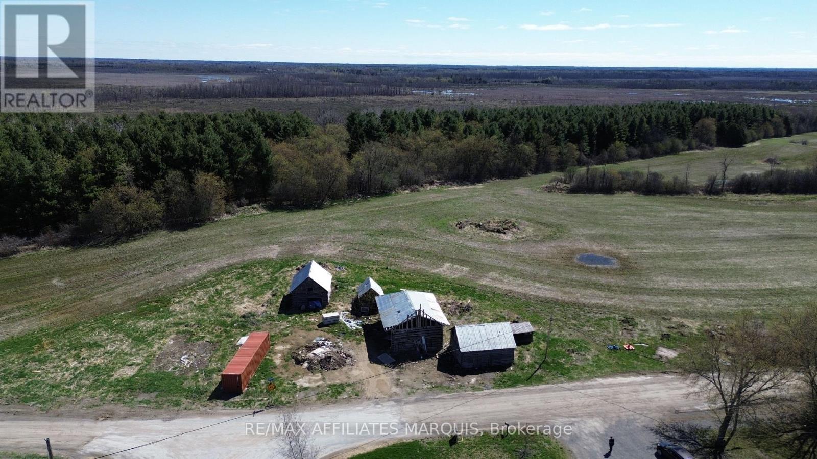 520 Pioneer Road Property Photo 6