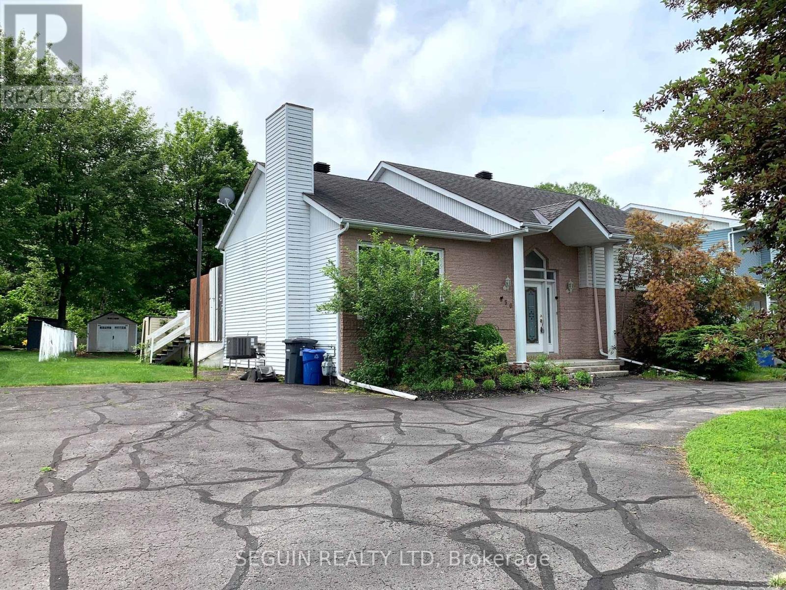 650 BERTHIAUME STREET