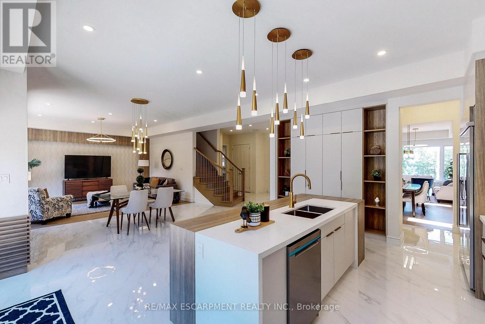 49 Roselawn Avenue Property Photo 8
