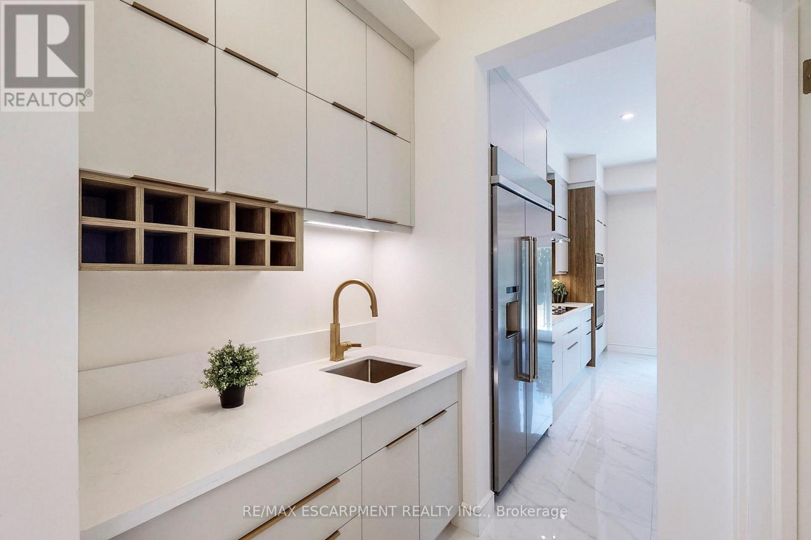 49 Roselawn Avenue Property Photo 14