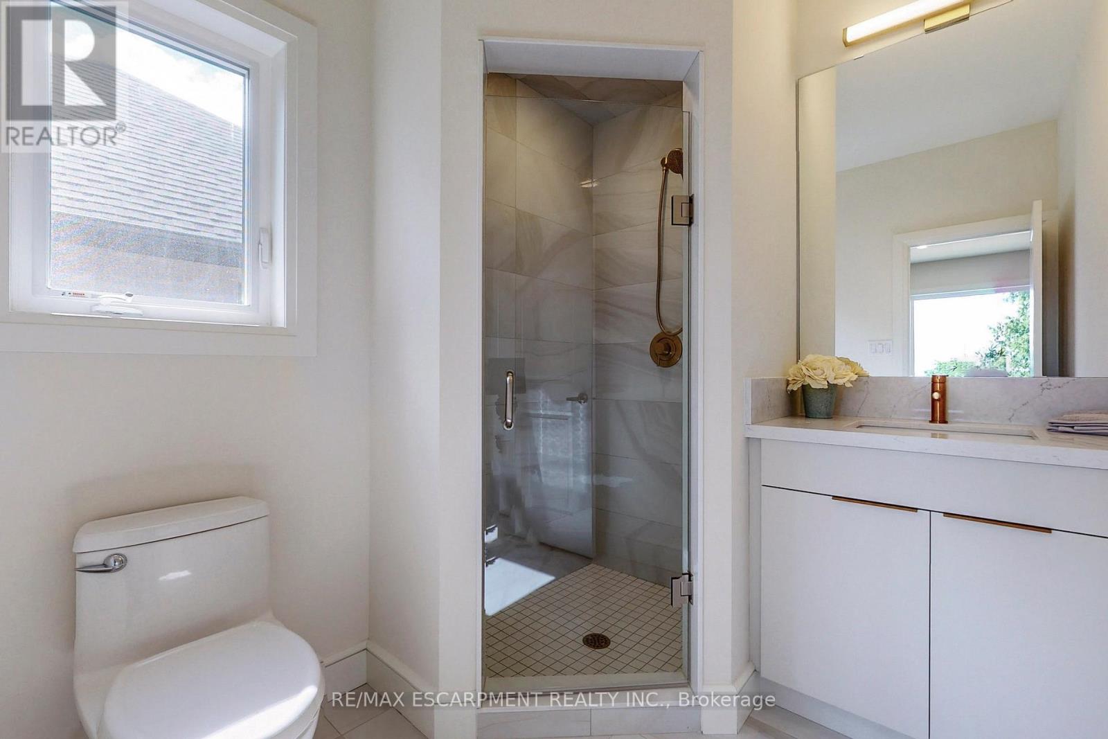 49 Roselawn Avenue Property Photo 27