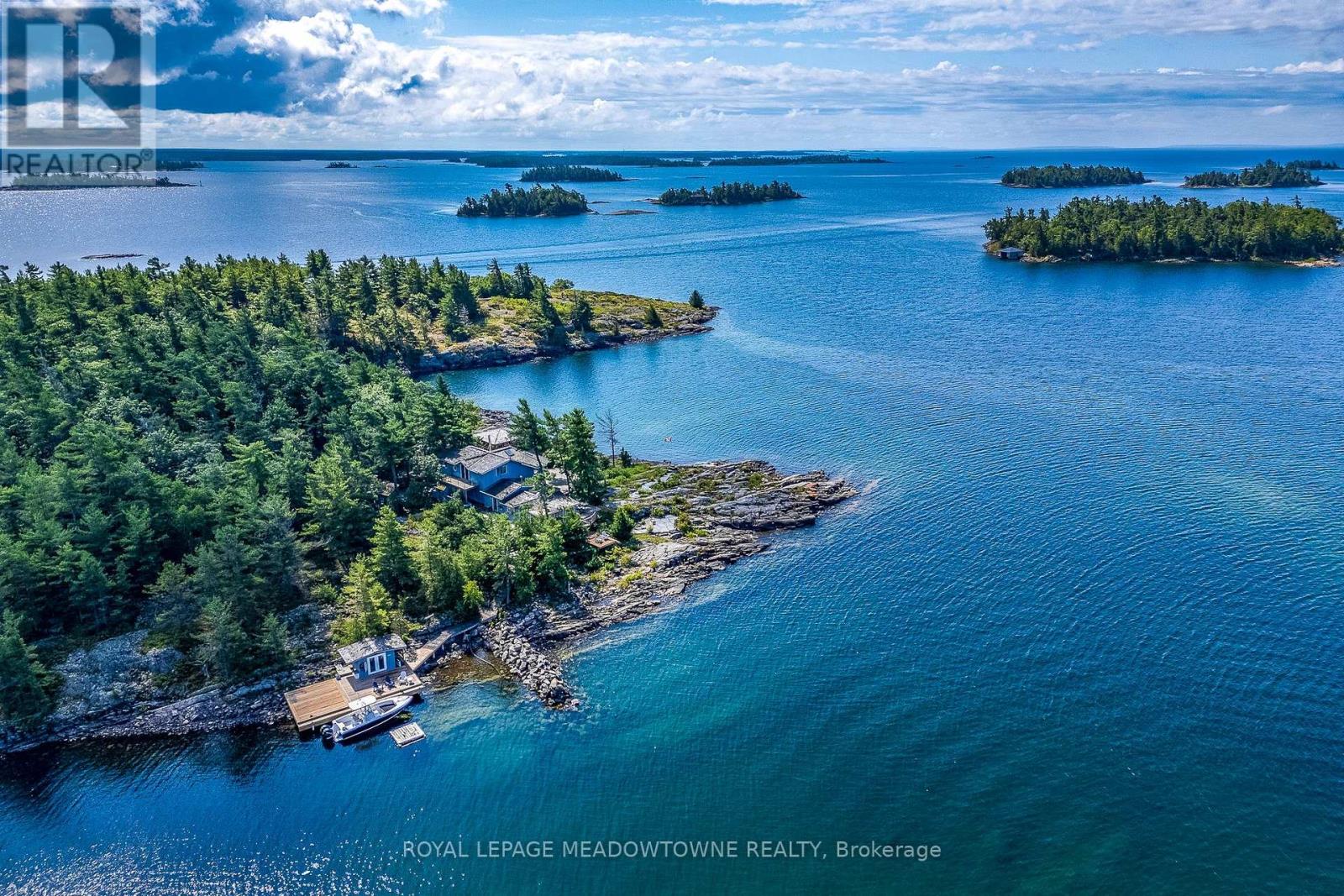 B433 Campbell Island Property Photo 4