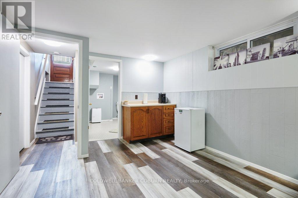 56 Meikle Street Property Photo 23