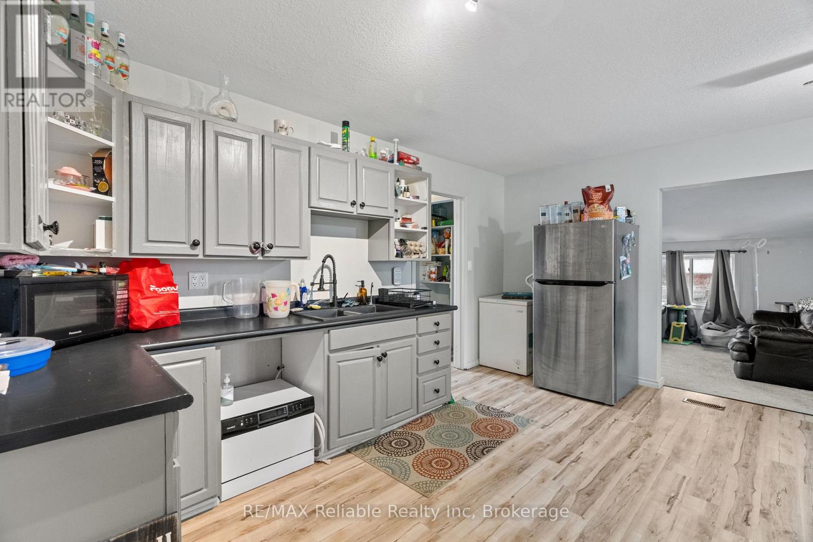 271 Main Street Property Photo 27