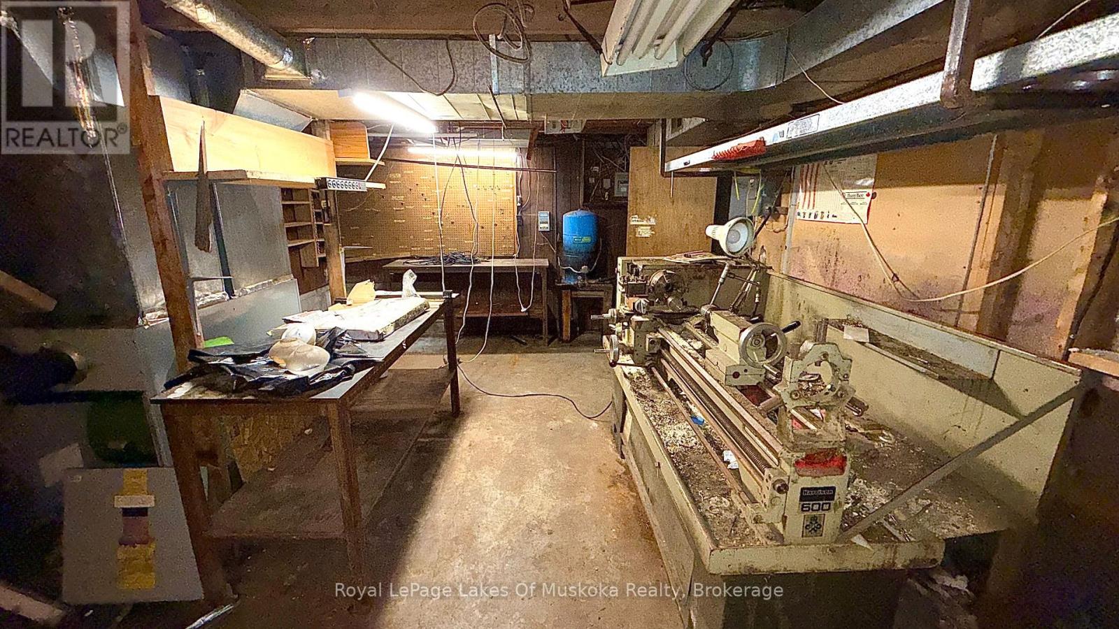 1071 Naismith Road Property Photo 15