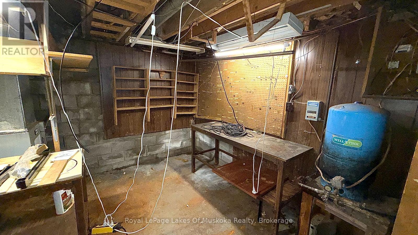 1071 Naismith Road Property Photo 16