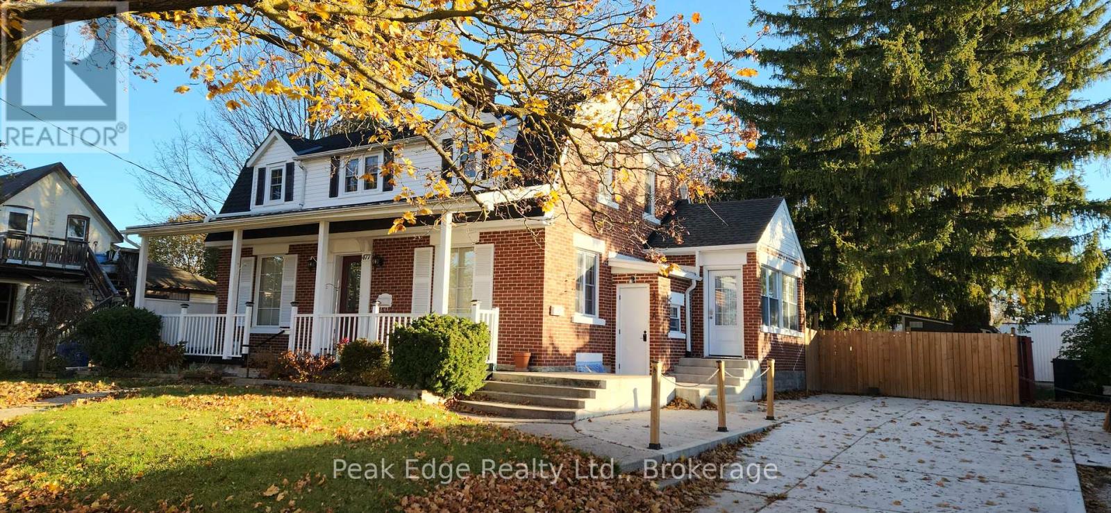 477 12th Avenue Property Photo 1