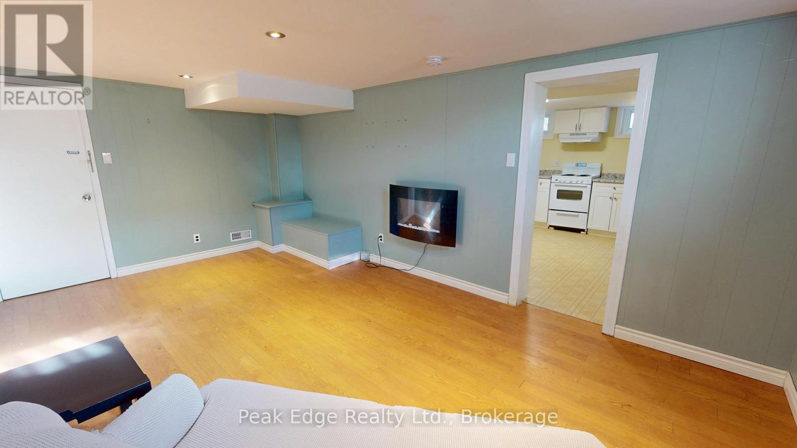 477 12th Avenue Property Photo 26