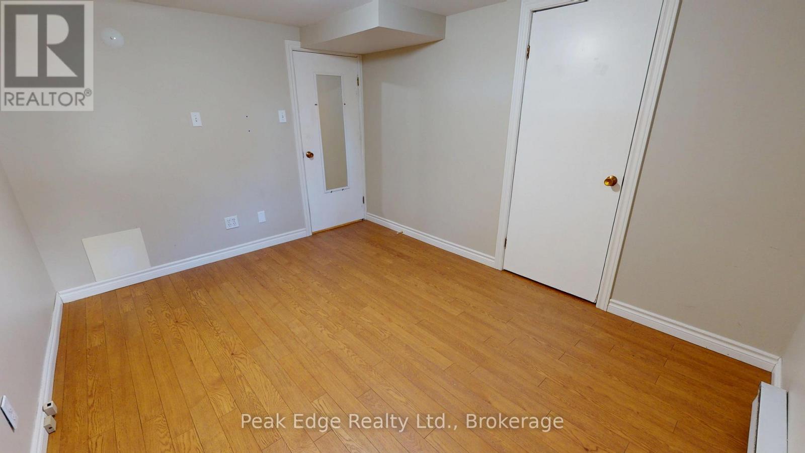 477 12th Avenue Property Photo 29