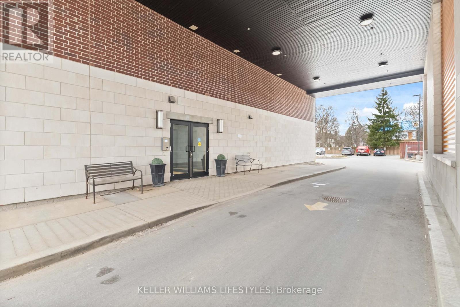 305 - 89 RIDOUT STREET S