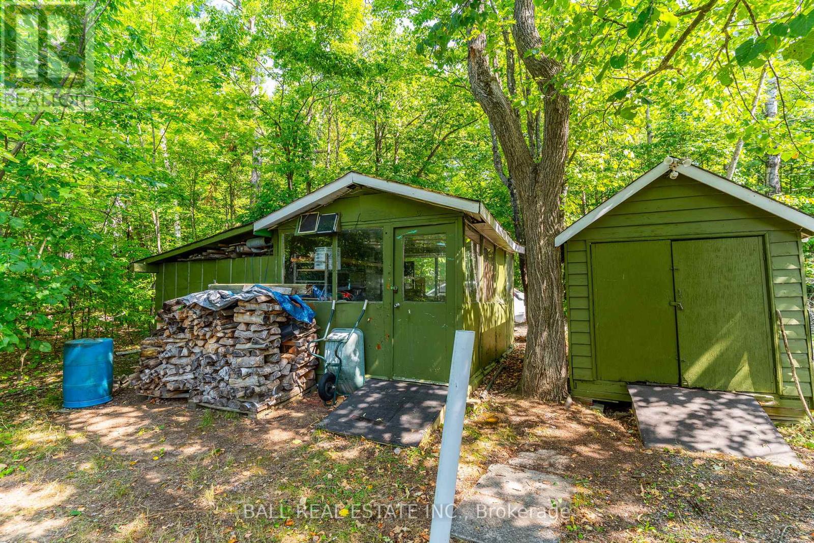 1017 Ewles Drive Property Photo 3