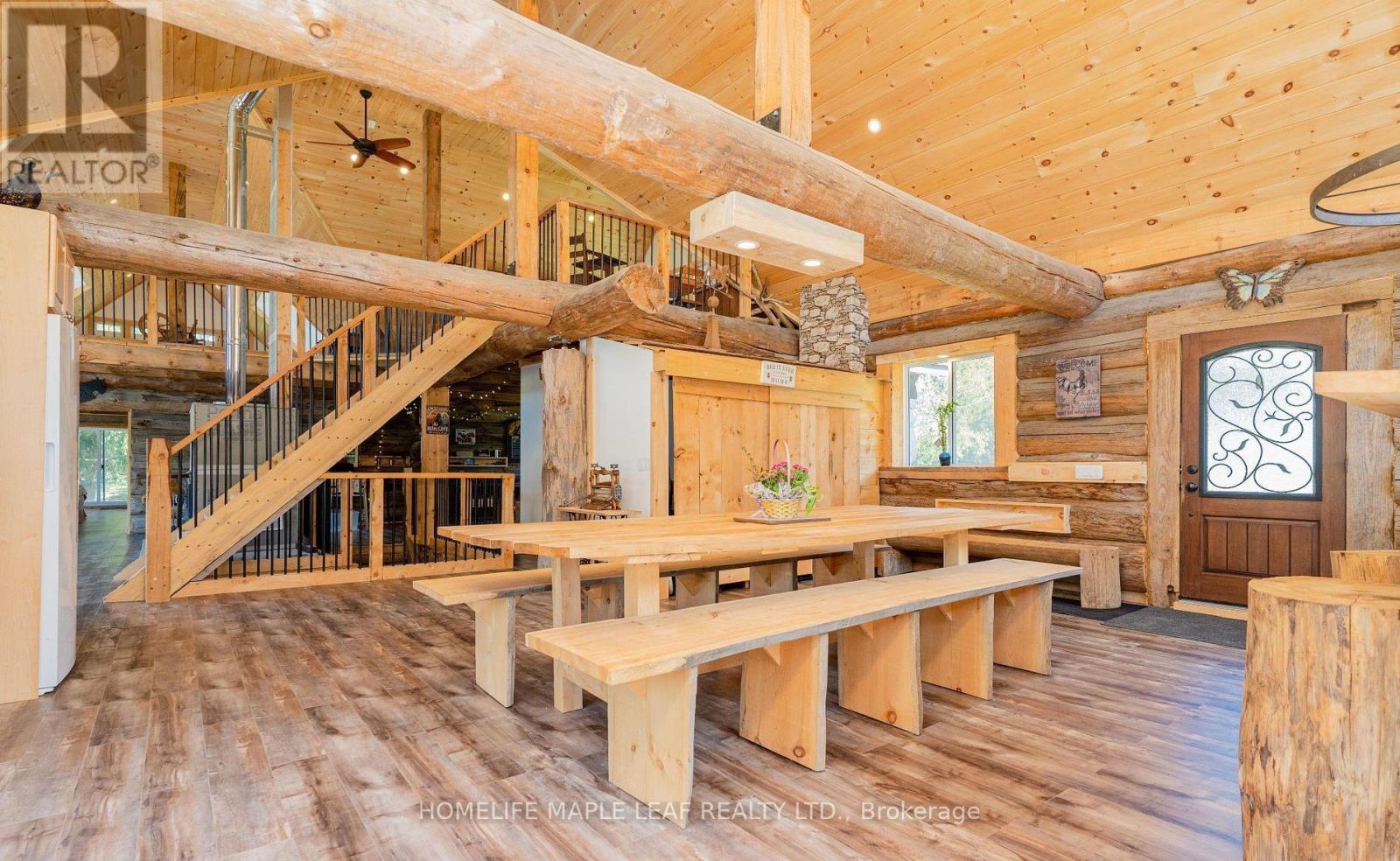 111440 11th Line Property Photo 12