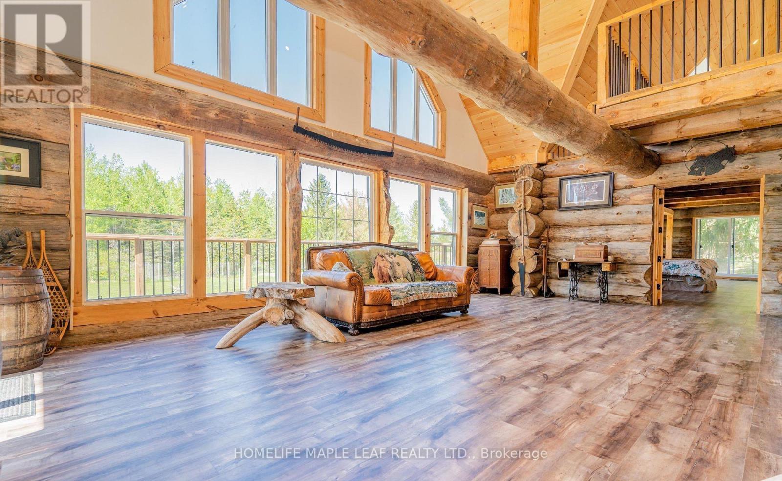 111440 11th Line Property Photo 13