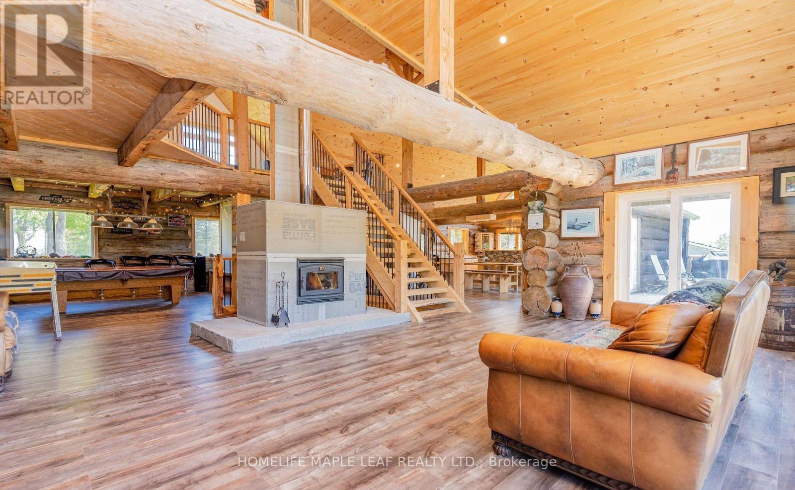 111440 11th Line Property Photo 16