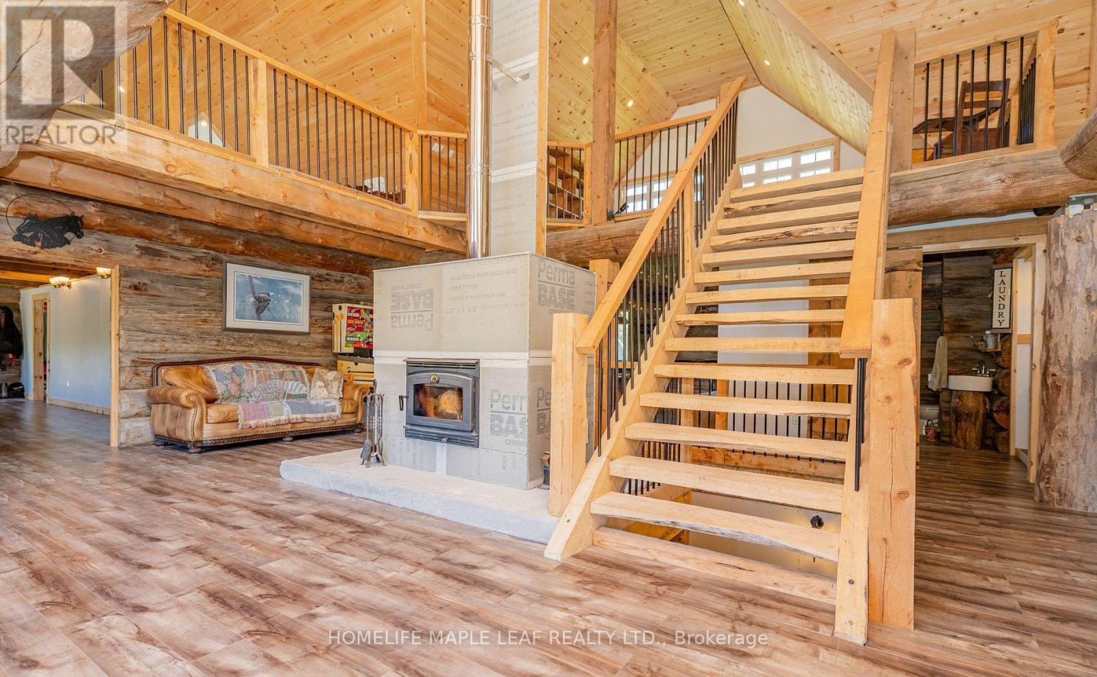 111440 11th Line Property Photo 21