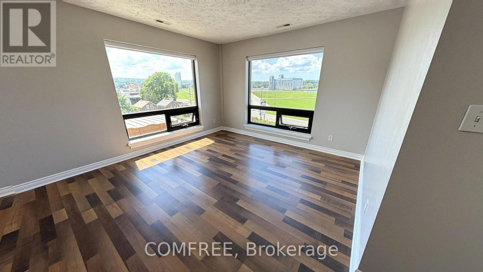 401 - 1717 2nd Avenue E Property Photo 11