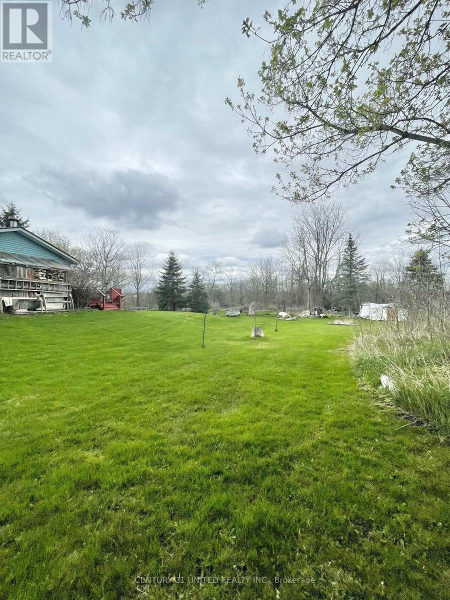 9588 Ardagh Crescent Property Photo 14