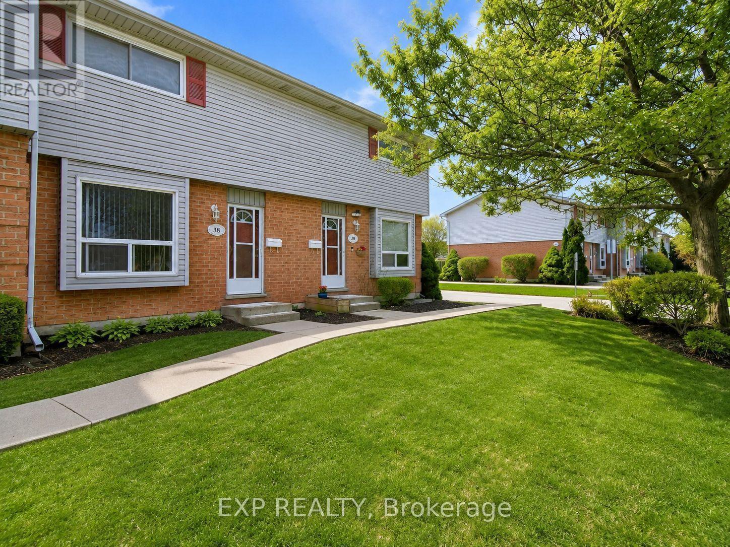 38 - 1430 Jalna Boulevard Property Photo 2