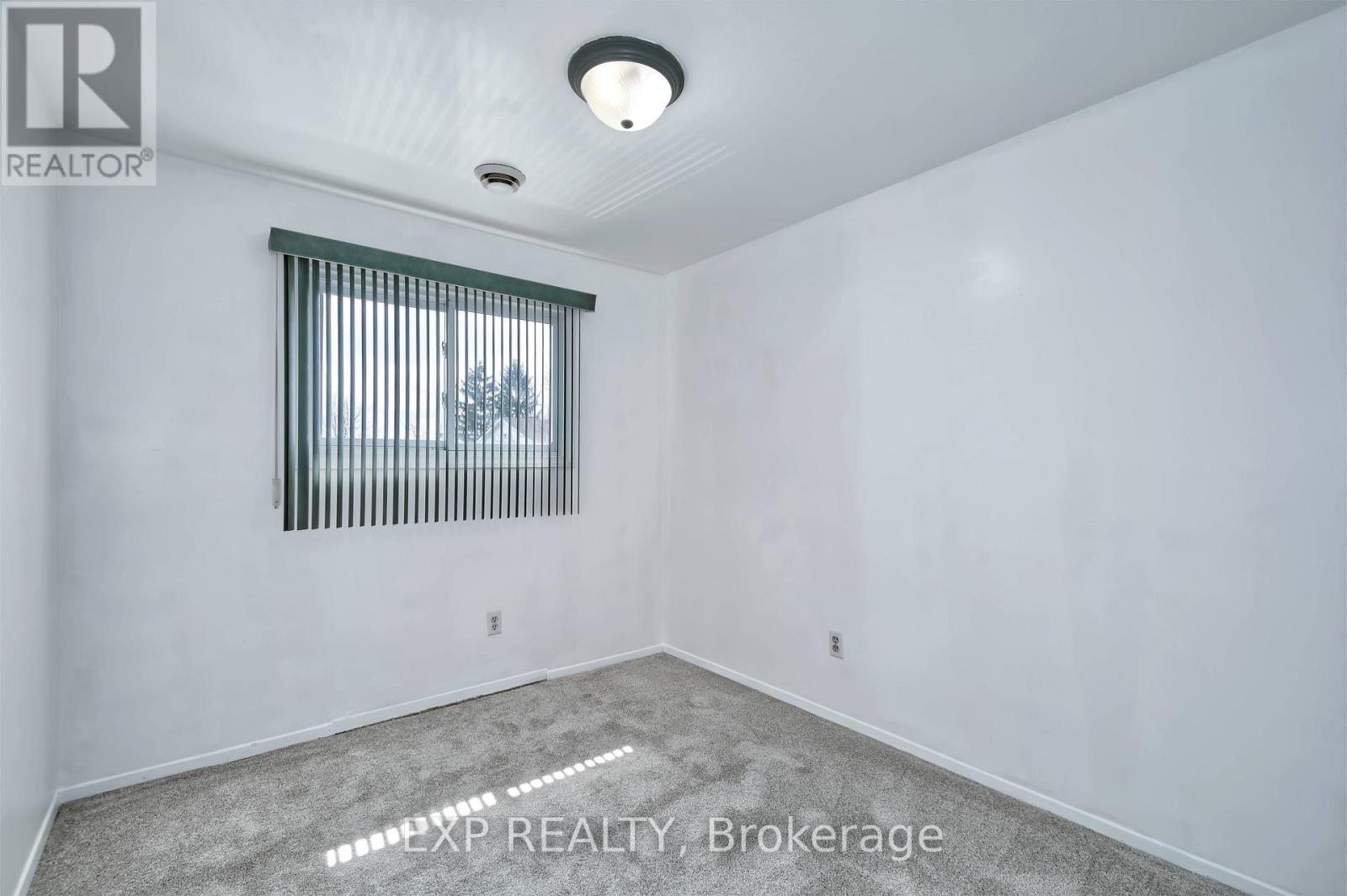 38 - 1430 Jalna Boulevard Property Photo 23