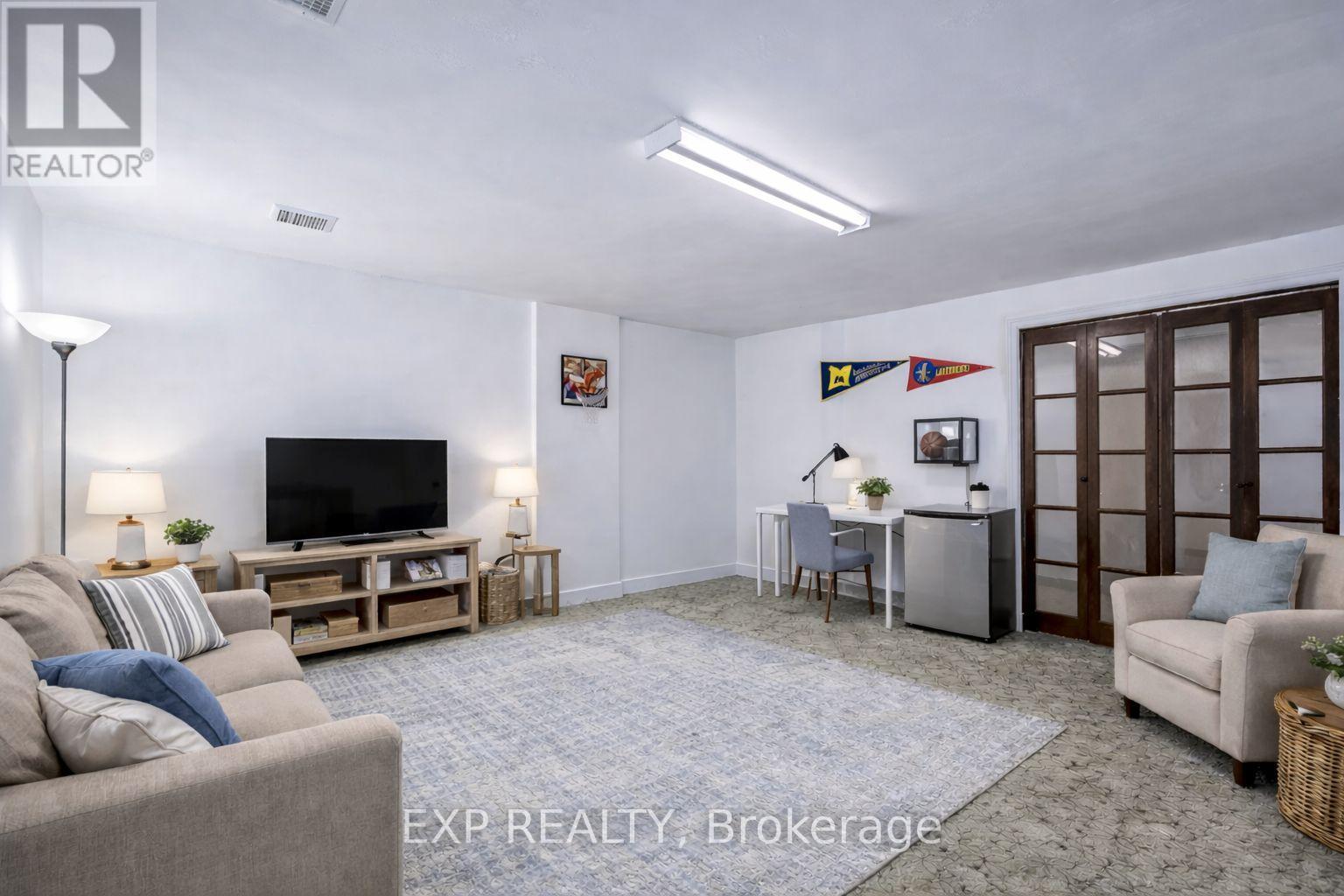 38 - 1430 Jalna Boulevard Property Photo 28