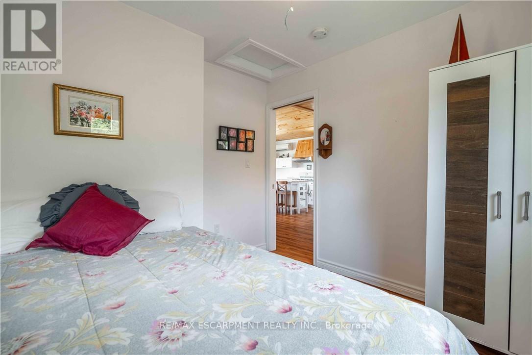 2399 Lakeshore Road Property Photo 24