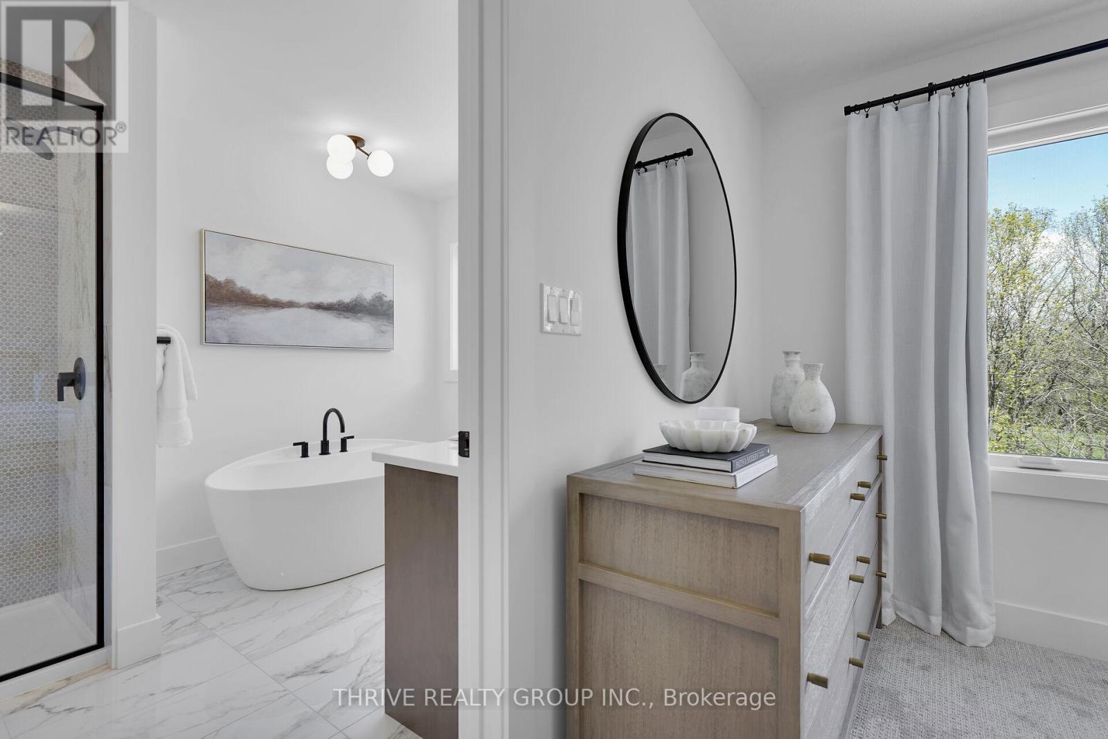 58 - 101 Meadowlily Road S Property Photo 15