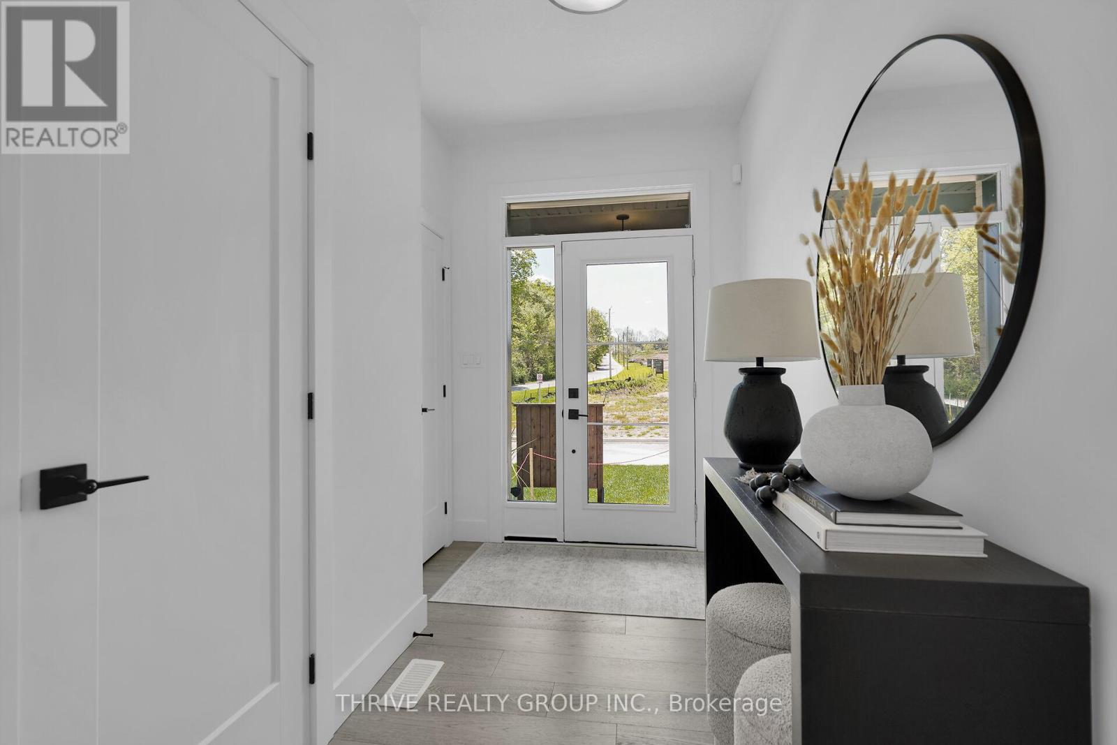 58 - 101 Meadowlily Road S Property Photo 29