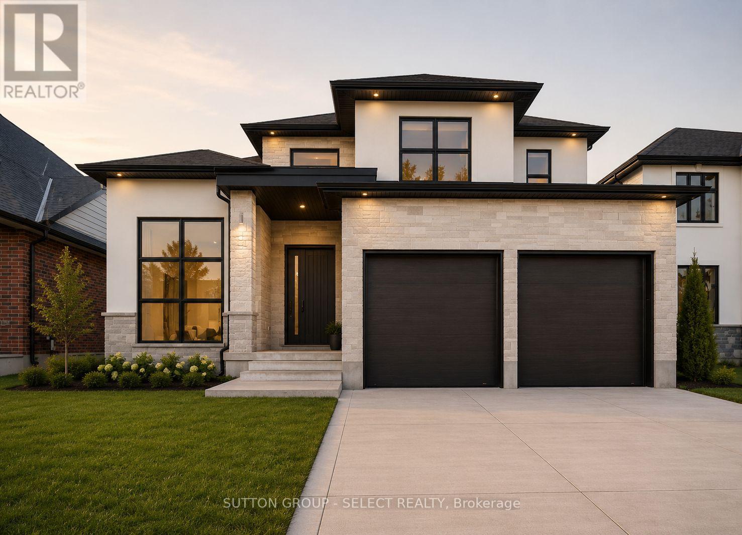 102 Silver Maple Circle Property Photo 1