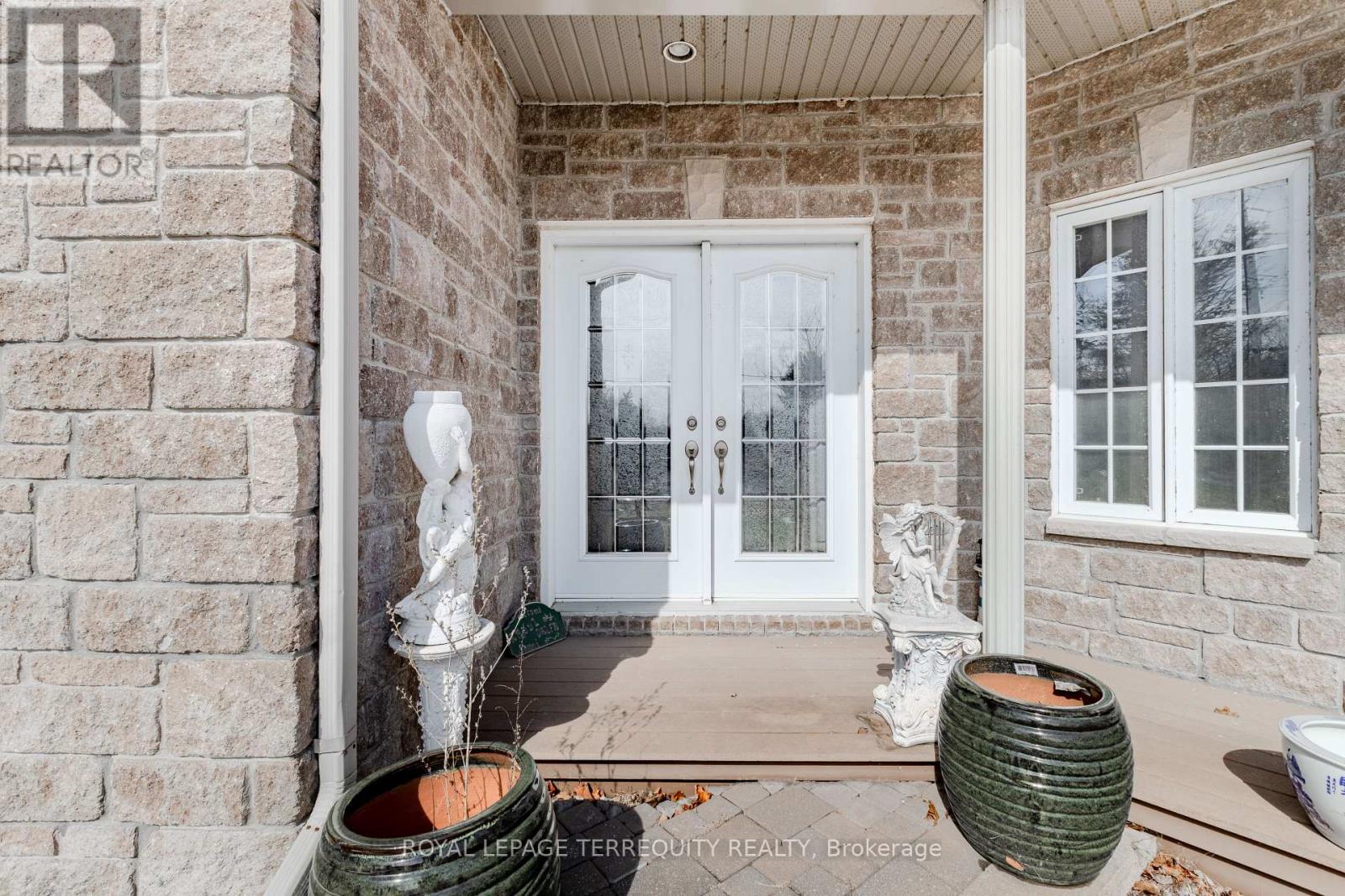 591 Du Parc Road Property Photo 2