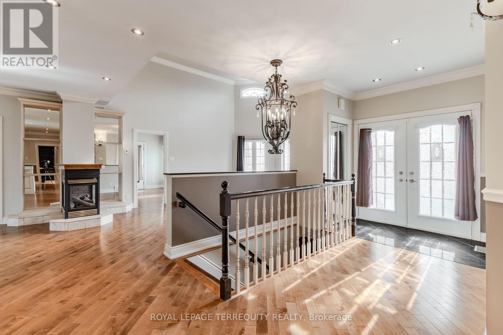 591 Du Parc Road Property Photo 4