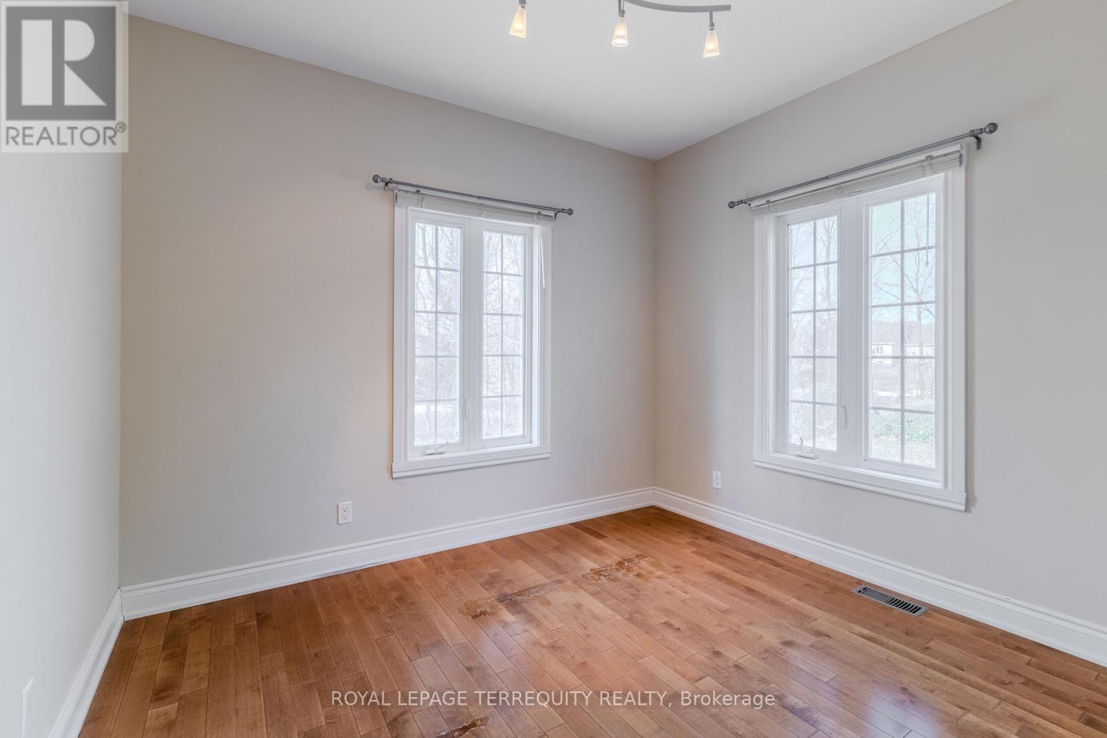591 Du Parc Road Property Photo 14