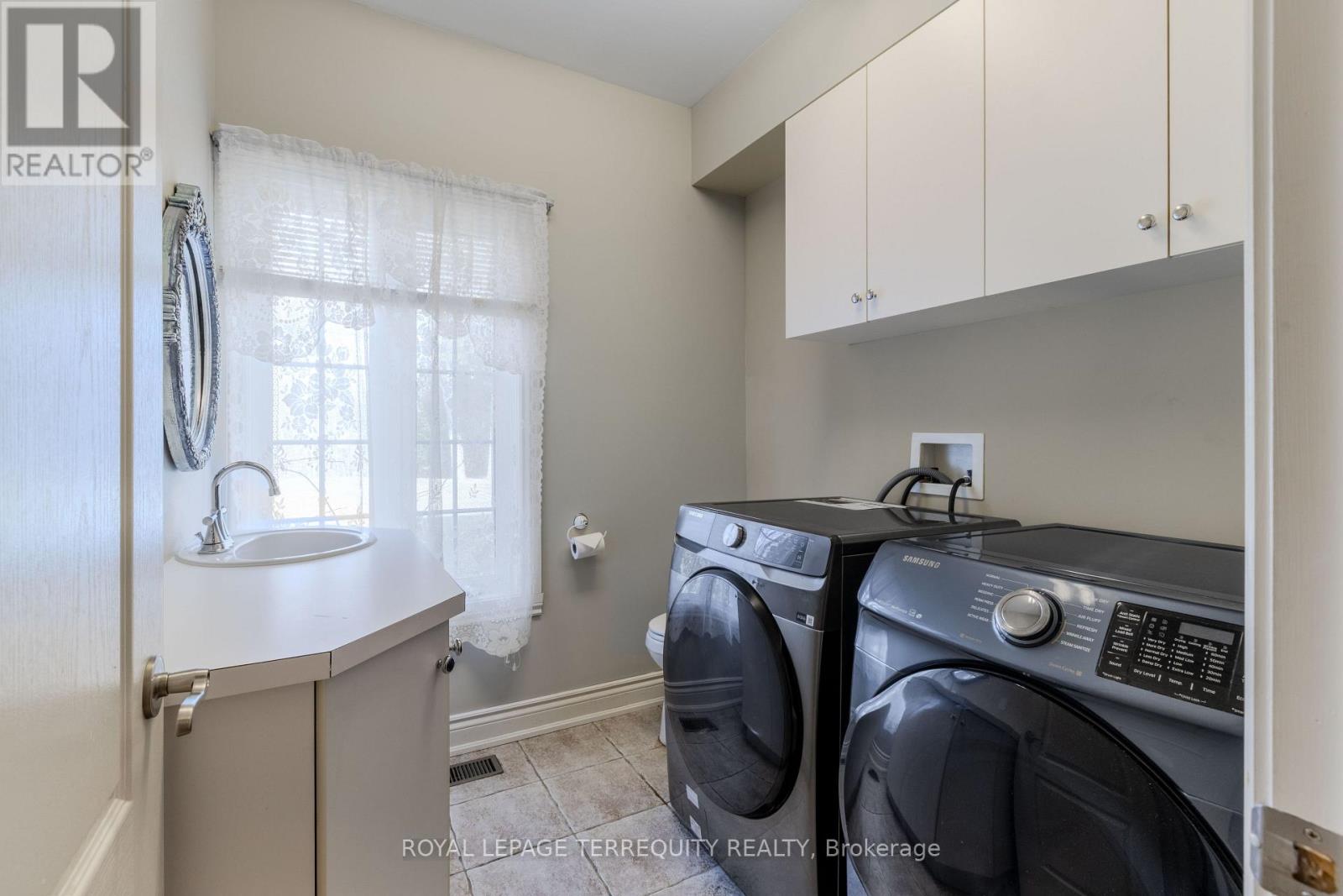 591 Du Parc Road Property Photo 15
