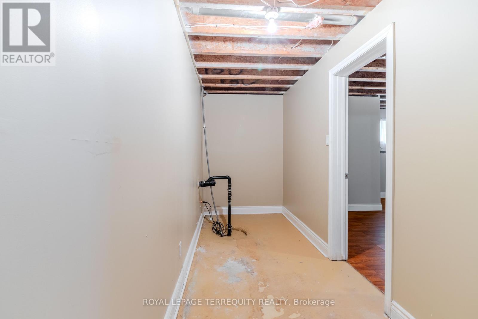 591 Du Parc Road Property Photo 25
