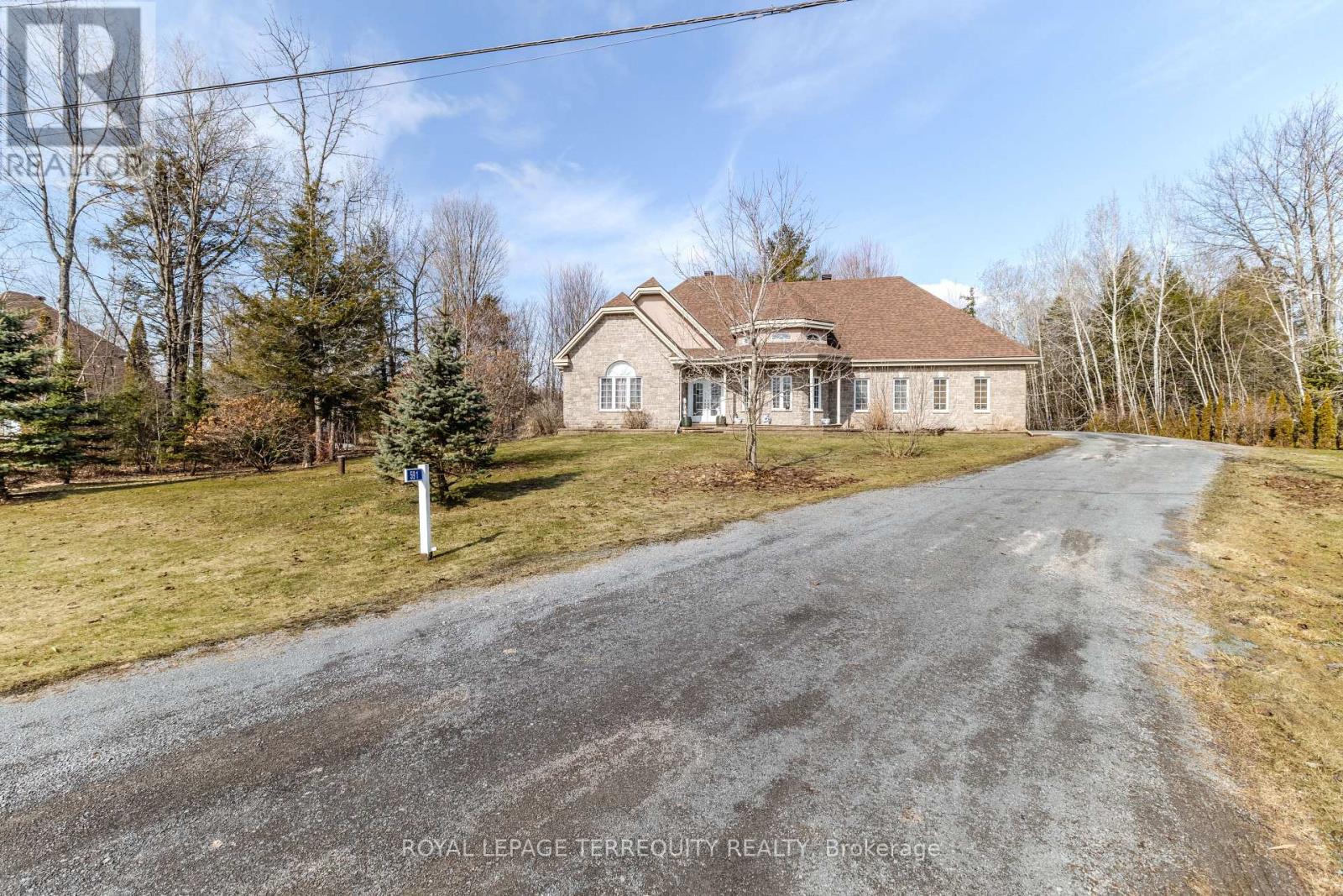 591 Du Parc Road Property Photo 34
