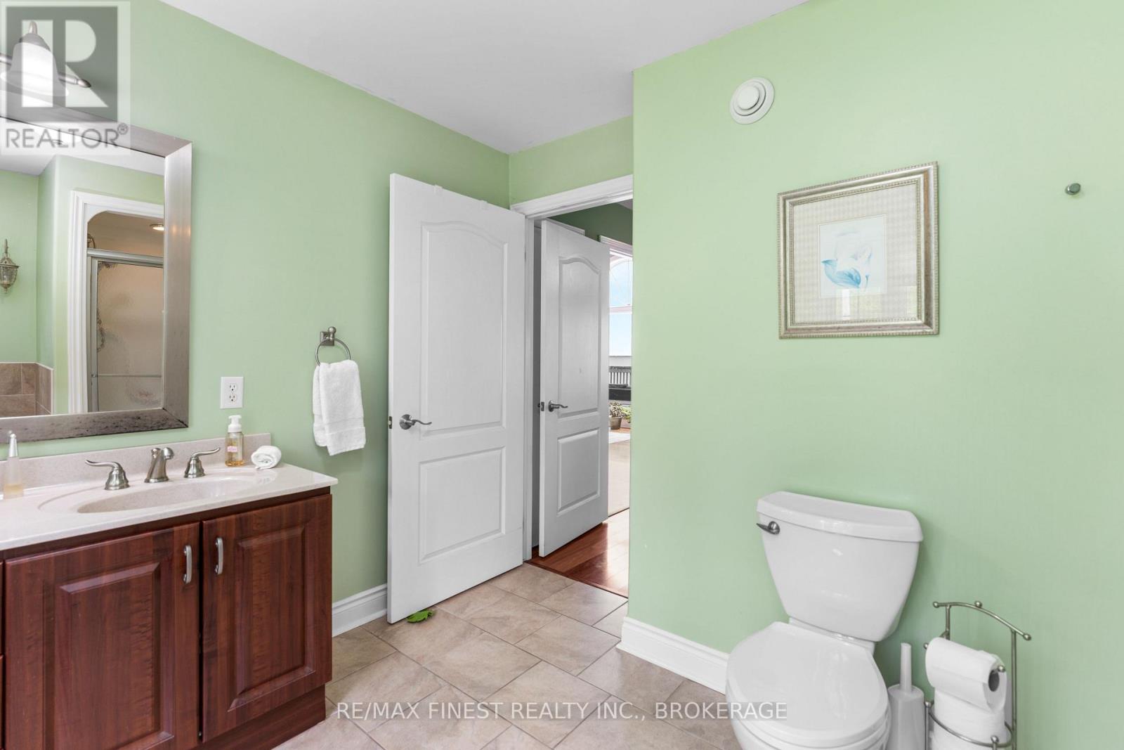 121 Hickory Lane Property Photo 13